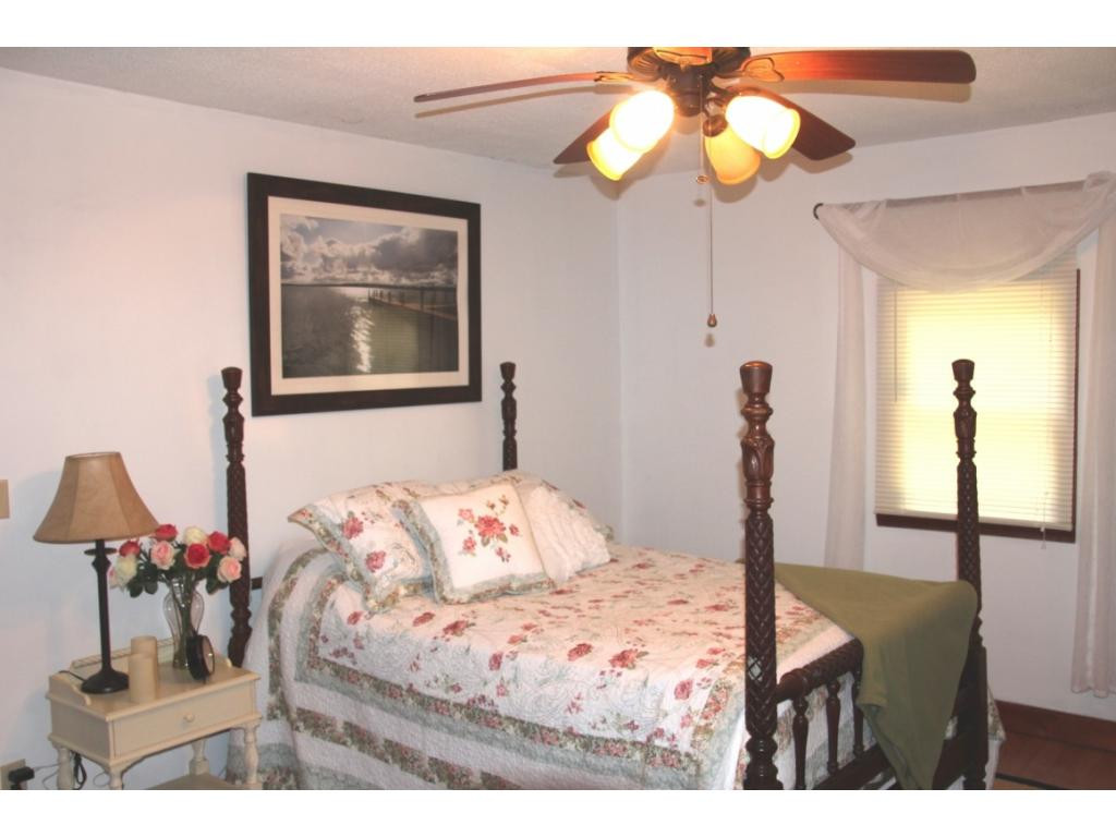 6909 Big Dry Run Road Butler, TN 37640 - Photo 10 of 25 MASTER BEDROOM
