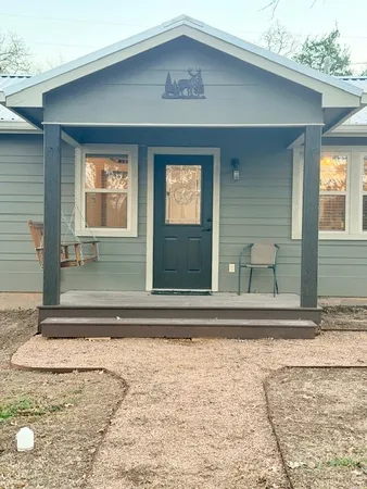 $1,550 | 520 Leisure Lane, Unit B, Cedar Creek, TX 78612