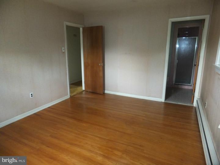 1406 Foster Road Warminster, PA 18974 - Photo 12 of 17 Gallery Image 12