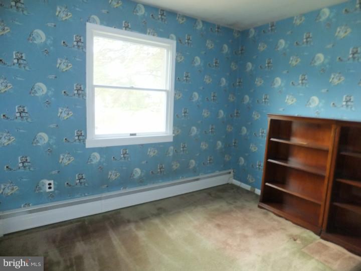 1406 Foster Road Warminster, PA 18974 - Photo 14 of 17 Gallery Image 14
