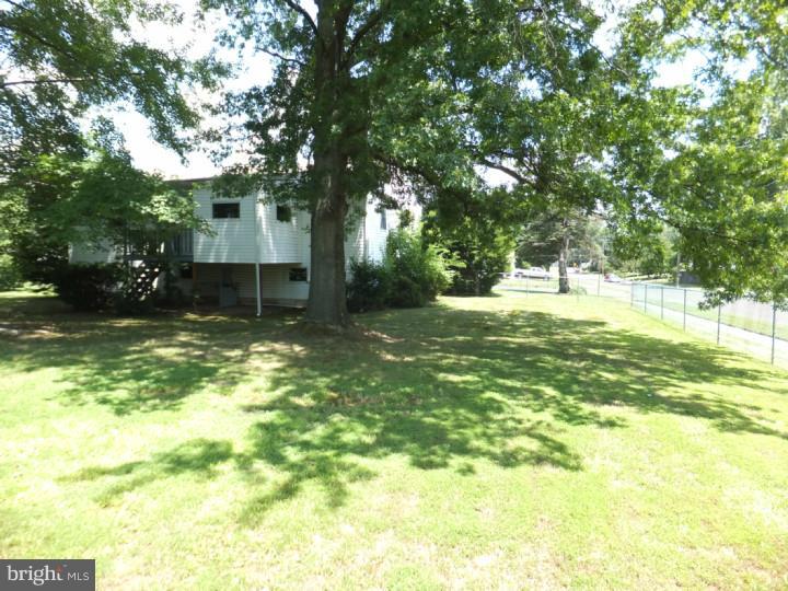 1406 Foster Road Warminster, PA 18974 - Photo 6 of 17 Gallery Image 6