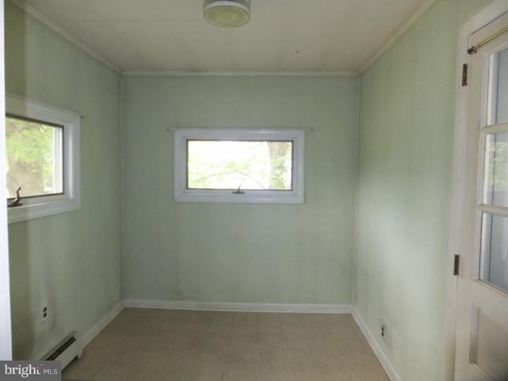 1406 Foster Road Warminster, PA 18974 - Photo 9 of 17 Gallery Image 9
