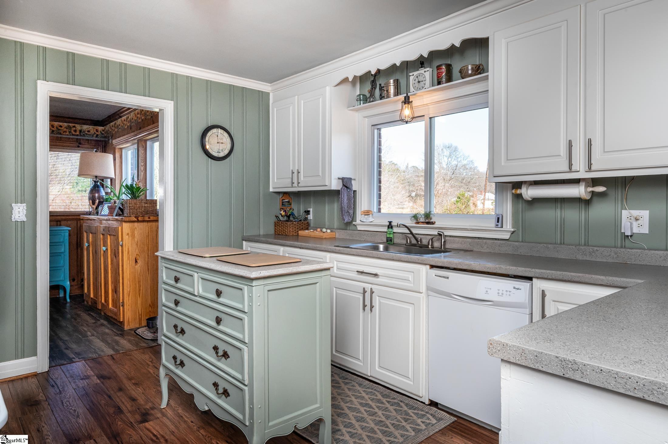 515 Meece Bridge Road Taylors, SC 29687 - Photo 12 of 36