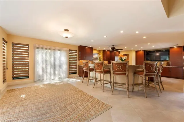 $699,999 | 11737 Quail Village Way, Naples, FL 34119