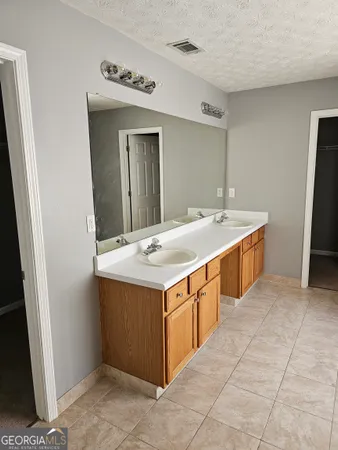 $2,600 | 1529 Sydney Pond Circle Northwest, Lawrenceville, GA 30046