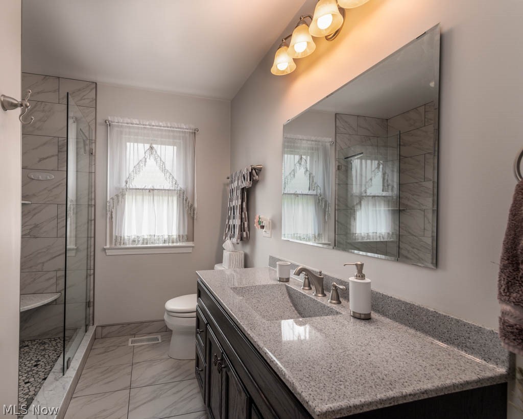 32144 Densmore Road Willowick, OH 44095 - Photo 14 of 27 Full Bath