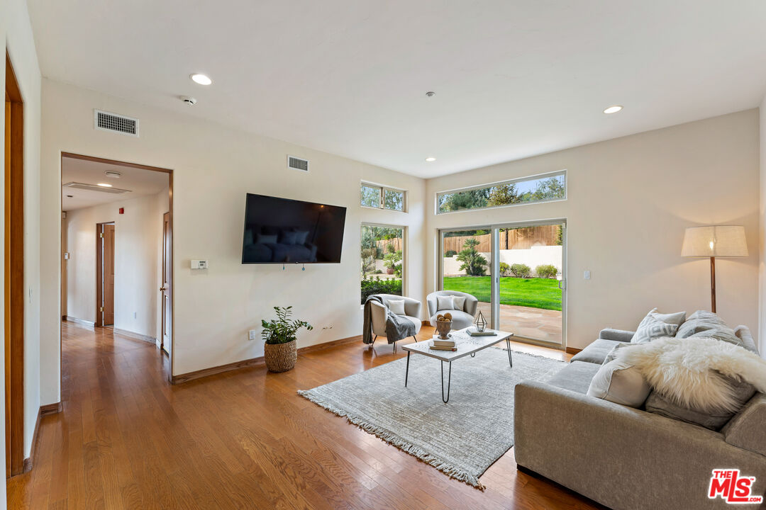 2175 Cold Canyon Road Calabasas, CA 91302 - Photo 16 of 35