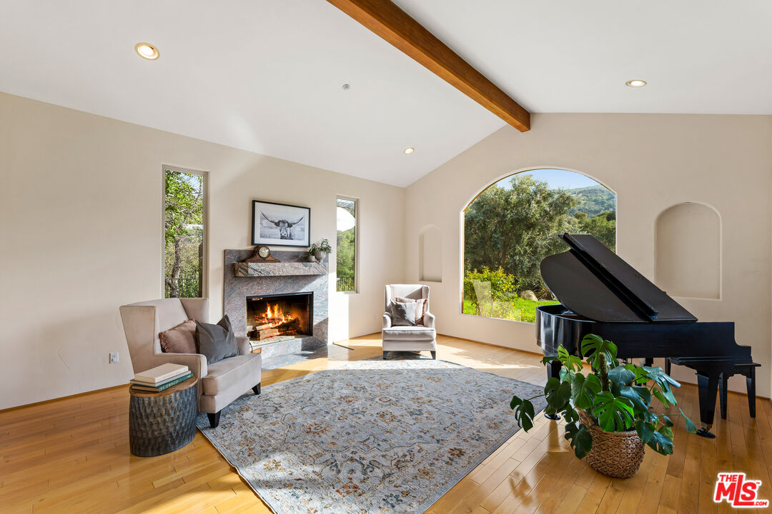 2175 Cold Canyon Road Calabasas, CA 91302 - Photo 6 of 35