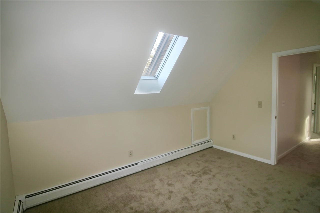 5 Riverside Drive Rochester, NH 03867 - Photo 19 of 31