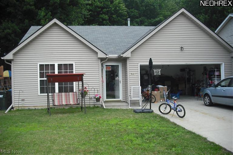 6427 Ridgeview Boulevard North Ridgeville, OH 44039 - Photo 1 of 7
