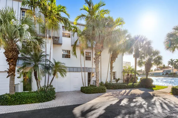 $1,365,000 | 2000 South Ocean Boulevard, Unit X1, Delray Beach, FL 33483