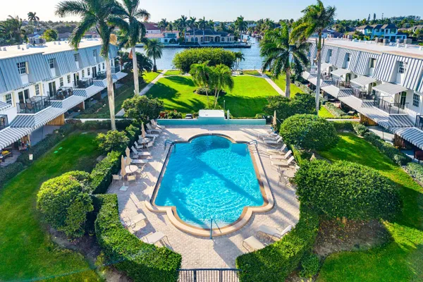$1,365,000 | 2000 South Ocean Boulevard, Unit X1, Delray Beach, FL 33483