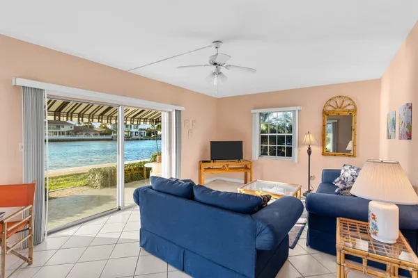$1,365,000 | 2000 South Ocean Boulevard, Unit X1, Delray Beach, FL 33483