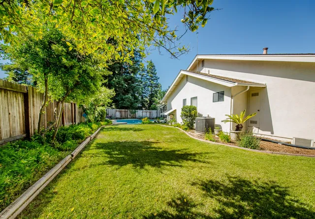 $849,000 | 725 Fairview Drive, Woodland, CA 95695