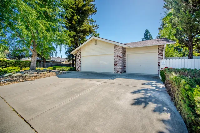 $849,000 | 725 Fairview Drive, Woodland, CA 95695