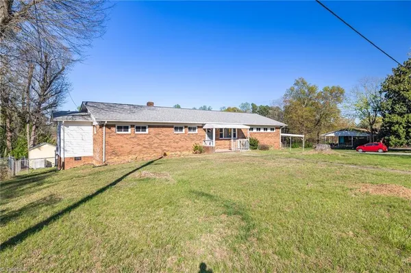 $300,000 | 4405 Knollwood Drive, Archdale, NC 27263