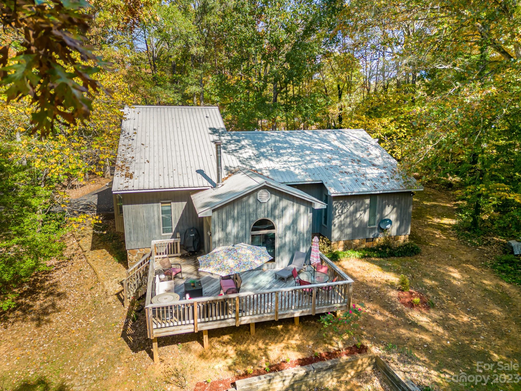 31 Robinwood Drive Midland, NC 28107 - Photo 11 of 33 front view of house with a yard