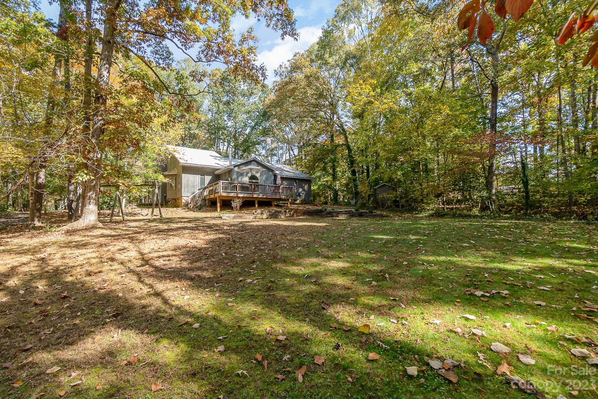 31 Robinwood Drive Midland, NC 28107 - Photo 2 of 33 a front view of a house with a yard