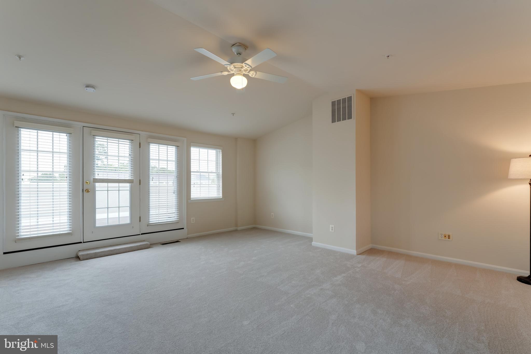 12121 Kinsley Place Reston, VA 20190 - Photo 27 of 45 Large Loft with Cathedral Ceilings &Balcony Access