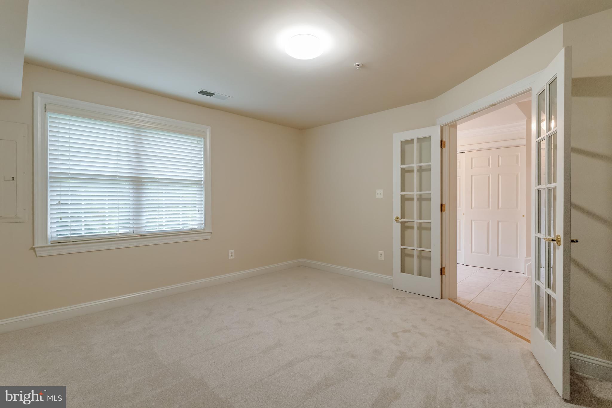 12121 Kinsley Place Reston, VA 20190 - Photo 31 of 45 Third Bedroom with Full Bath on Main Level