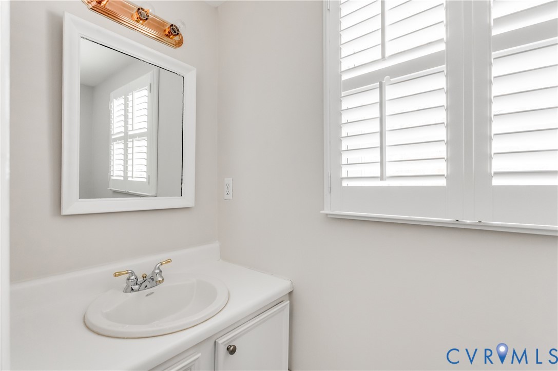 10206 Stonemill Road Henrico, VA 23233 - Photo 12 of 47