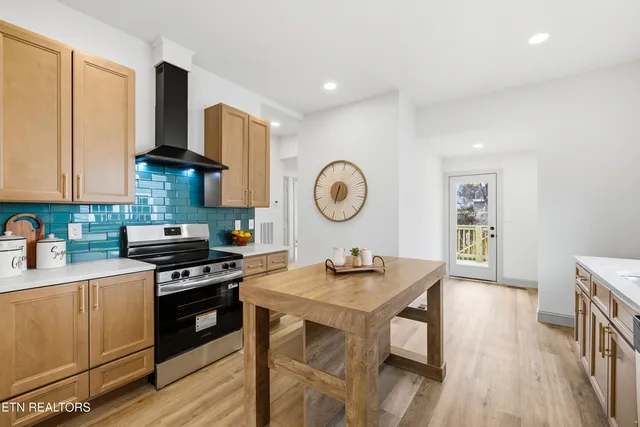 $309,900 | 2019 Nadine Street, Knoxville, TN 37917