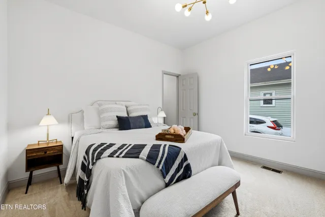 $309,900 | 2019 Nadine Street, Knoxville, TN 37917