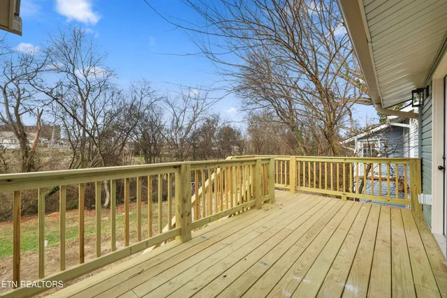 $309,900 | 2019 Nadine Street, Knoxville, TN 37917