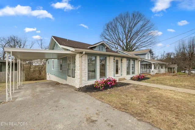 $309,900 | 2019 Nadine Street, Knoxville, TN 37917