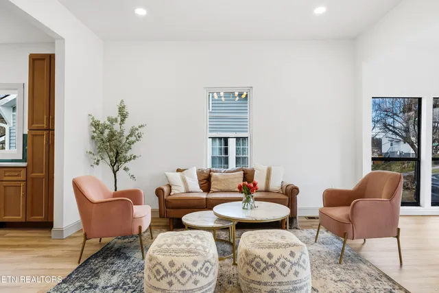 $309,900 | 2019 Nadine Street, Knoxville, TN 37917