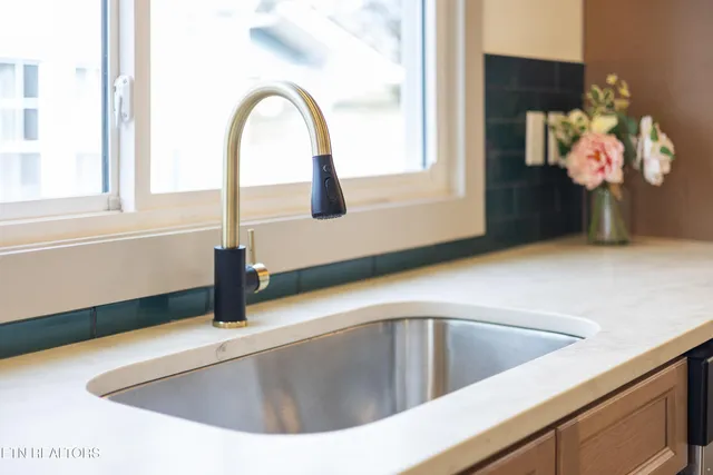 $309,900 | 2019 Nadine Street, Knoxville, TN 37917