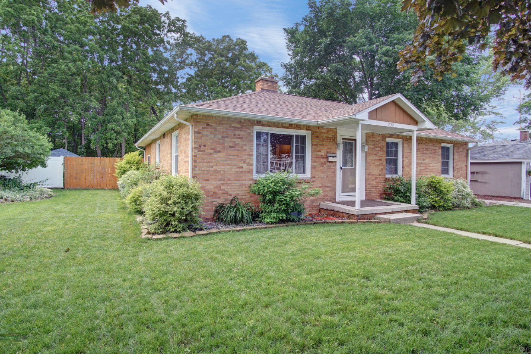 209 Williams Street Spring Lake, MI 49456 - Photo 37 of 38 DSC03772_3_4