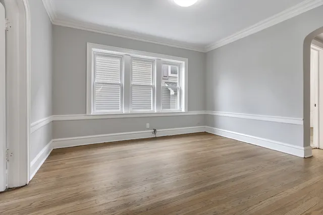 $259,900 | 1032 North Austin Boulevard, Unit 1N, Oak Park, IL 60302