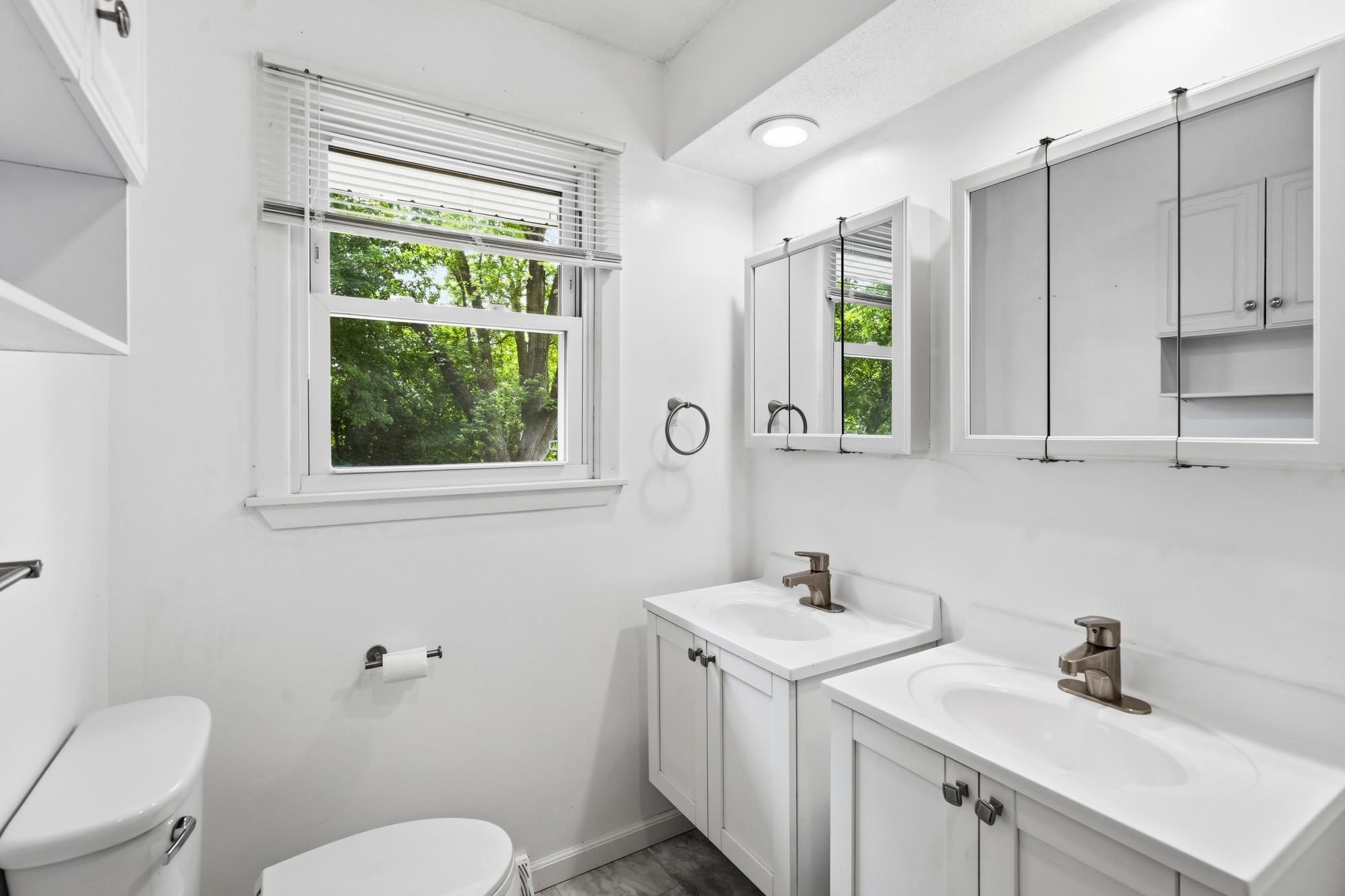 10500 Vessey Road Bloomington, MN 55437 - Photo 29 of 45 Gallery Image 29