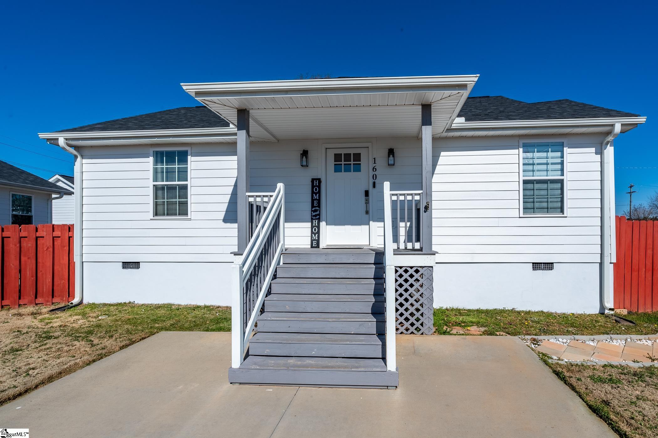 160 Kemper Lane Greer, SC 29651 - Photo 2 of 31