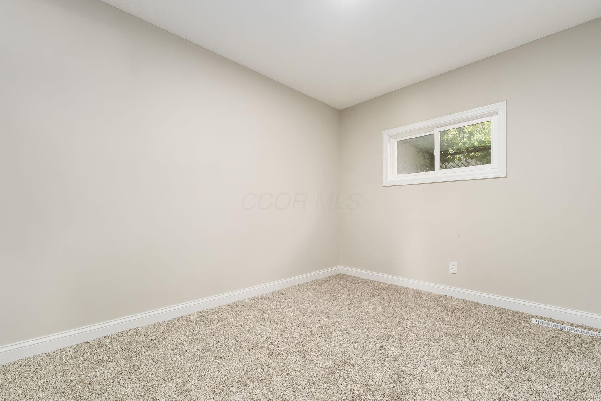 505 Beechwood Road Columbus, OH 43213 - Photo 24 of 40 Bedroom 2