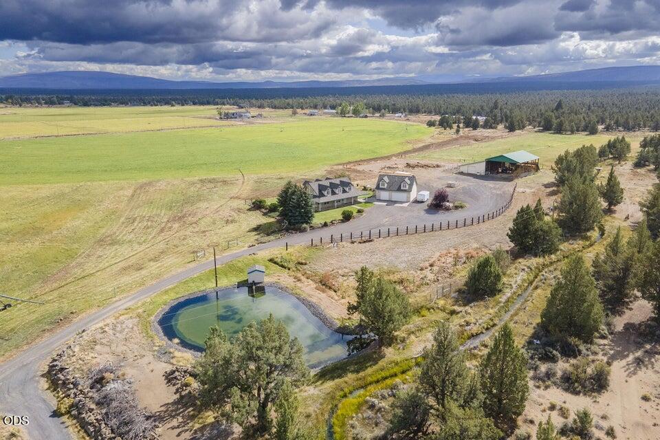 24585 Dodds Road Bend, OR 97701 - Photo 81 of 114