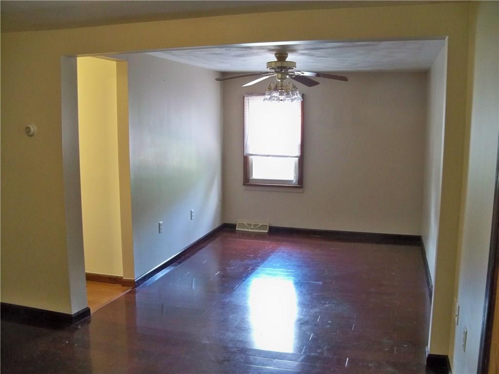 115 Staff Road Slippery Rock, PA 16057 - Photo 12 of 17
