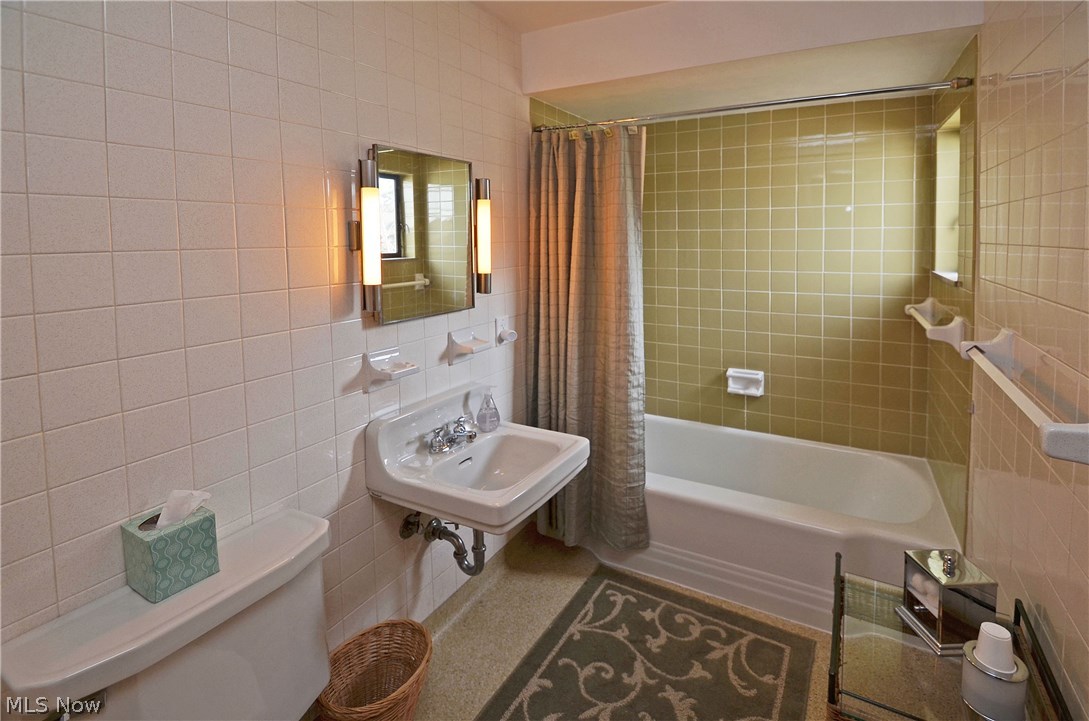 2971 Paxton Road Cleveland, OH 44120 - Photo 25 of 33 Gallery Image 25