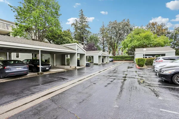 $438,880 | 3674 Oakwood Terrace, Unit 203, Fremont, CA 94536