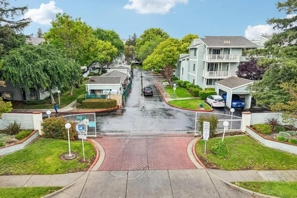 $438,880 | 3674 Oakwood Terrace, Unit 203, Fremont, CA 94536