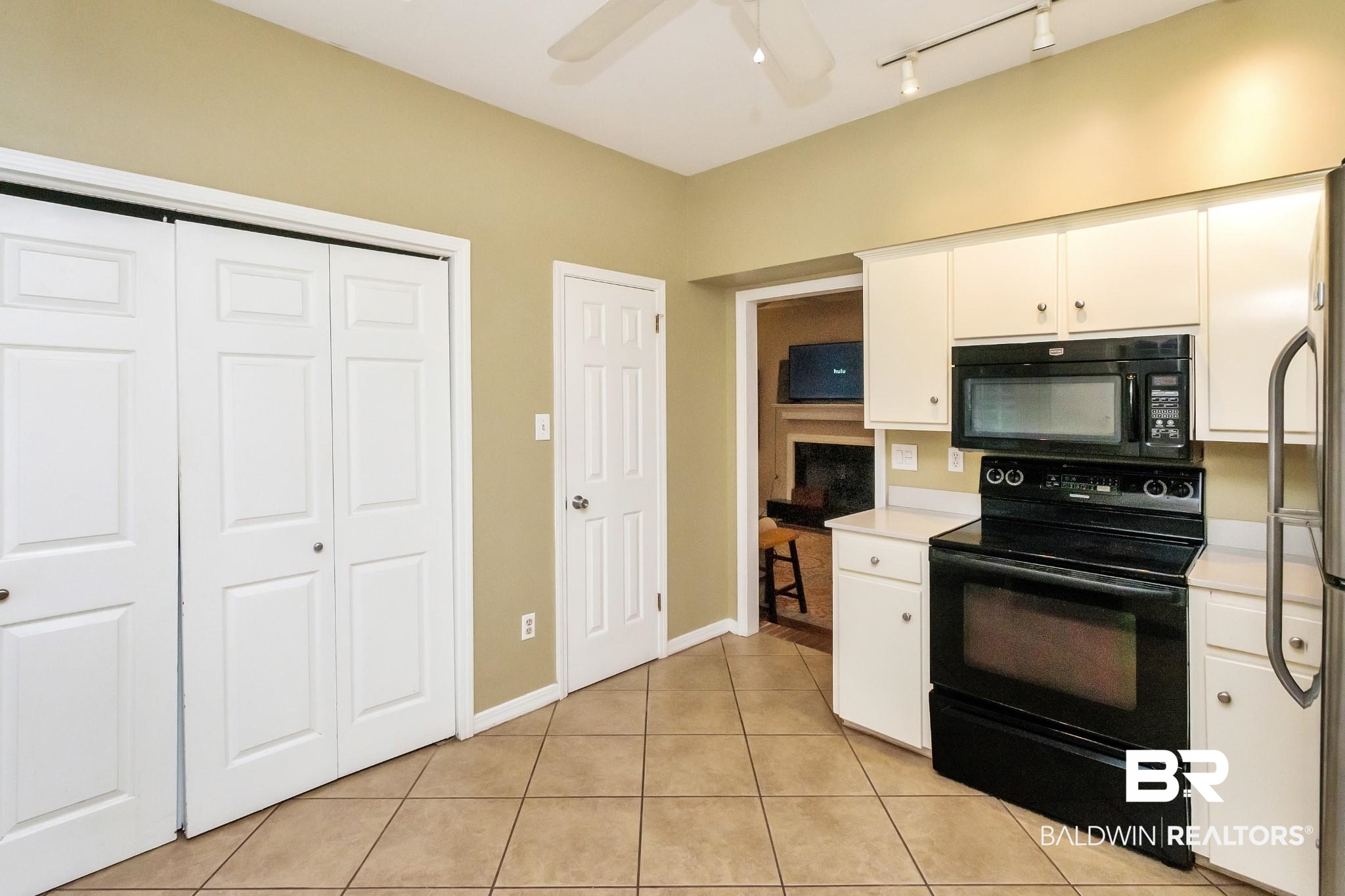 4357 The Cedars Avenue Mobile, AL 36608 - Photo 9 of 31