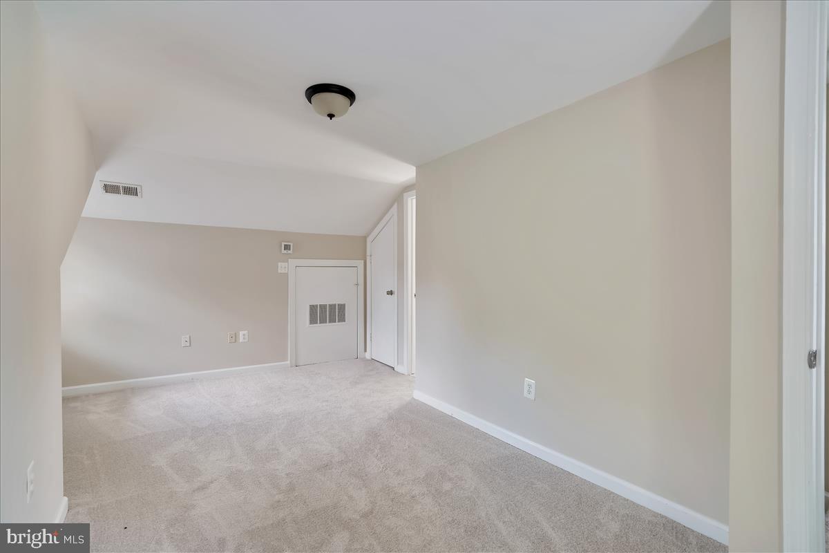9115 Glenridge Road Silver Spring, MD 20910 - Photo 26 of 47