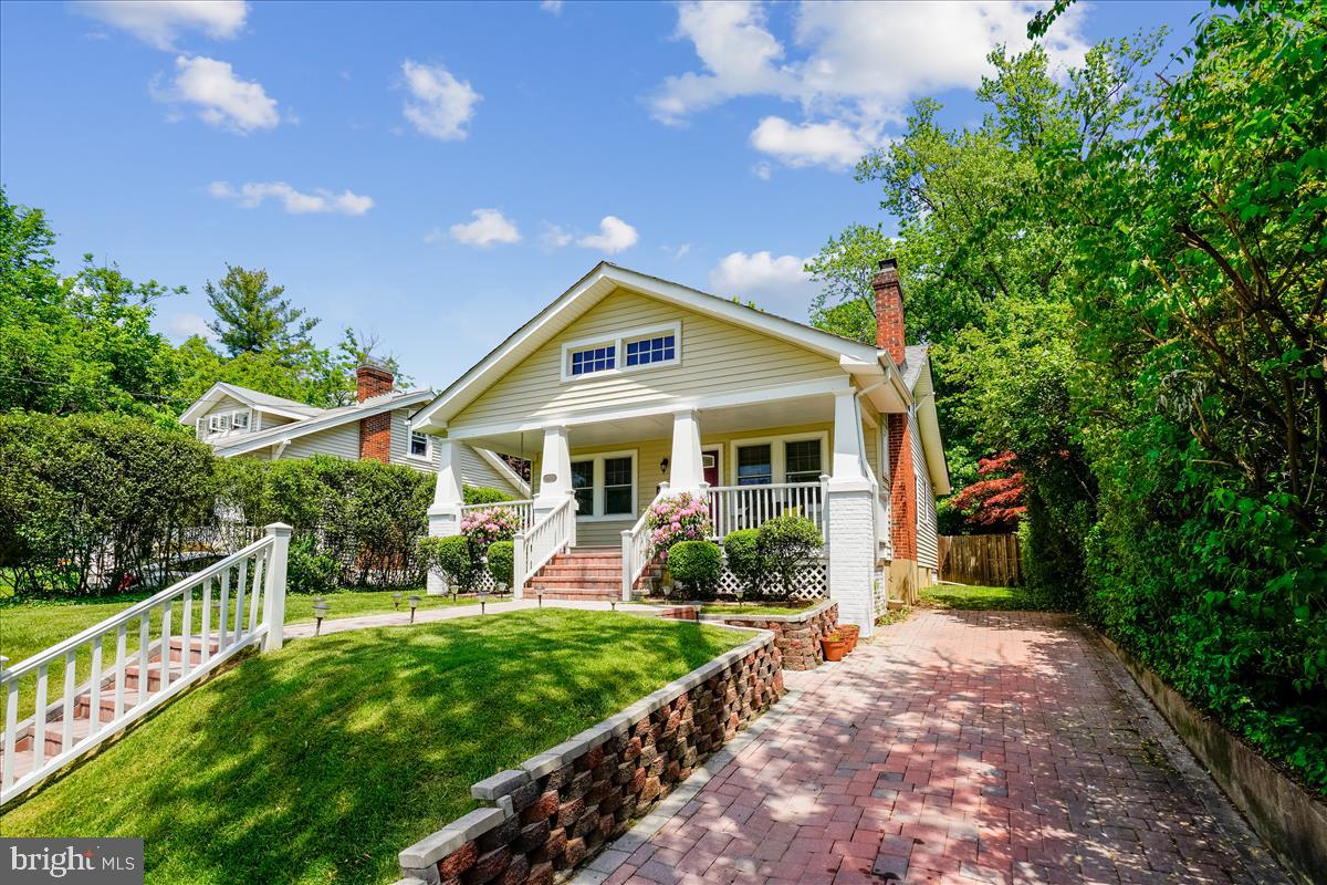 9115 Glenridge Road Silver Spring, MD 20910 - Photo 4 of 47