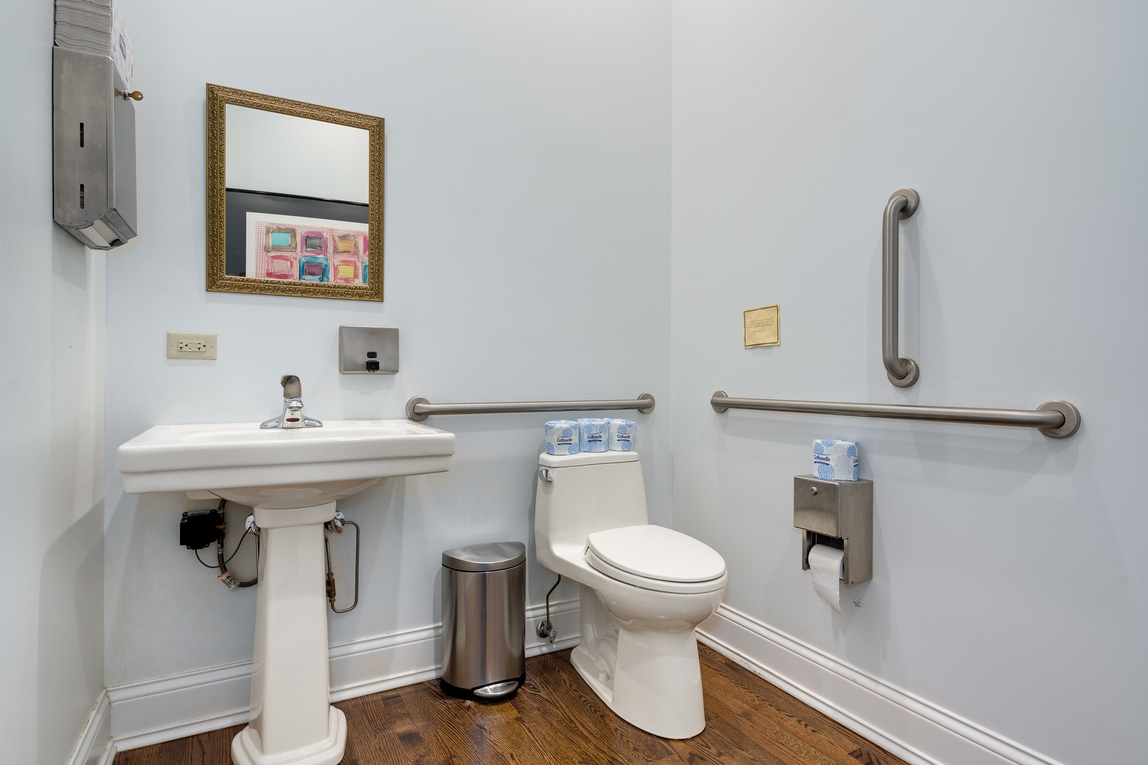 812 North Dearborn Street Chicago, IL 60610 - Photo 15 of 25