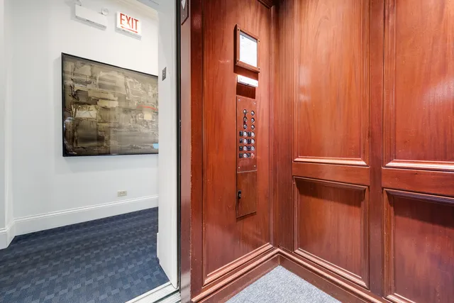 $3,950,000 | 812 North Dearborn Street, Chicago, IL 60610