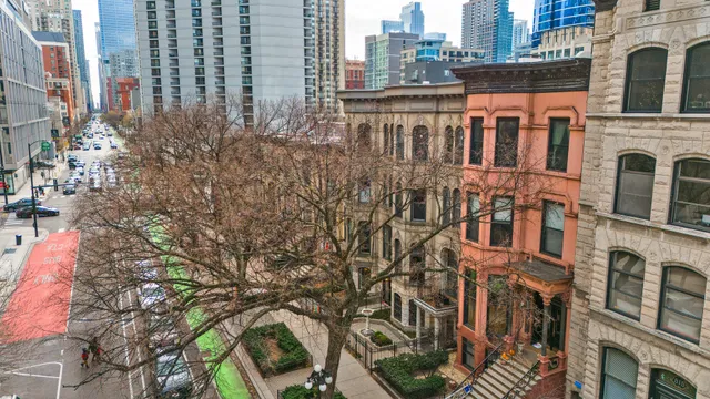 $3,950,000 | 812 North Dearborn Street, Chicago, IL 60610
