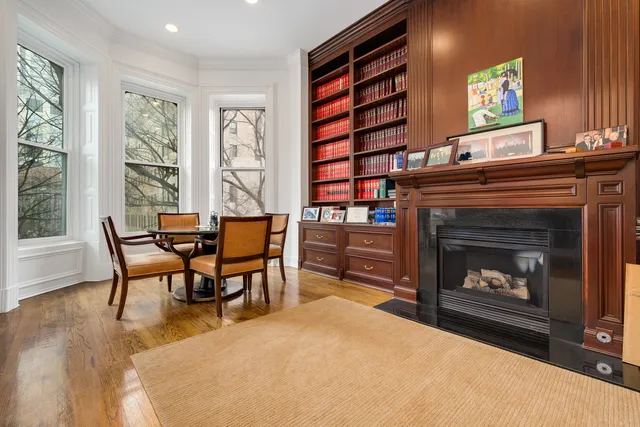 $3,950,000 | 812 North Dearborn Street, Chicago, IL 60610