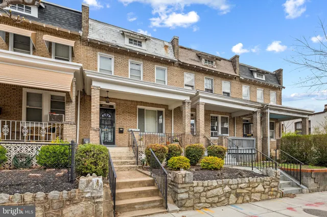 $760,000 | 1734 A Street Southeast, Washington, DC 20003