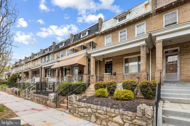 $760,000 | 1734 A Street Southeast, Washington, DC 20003